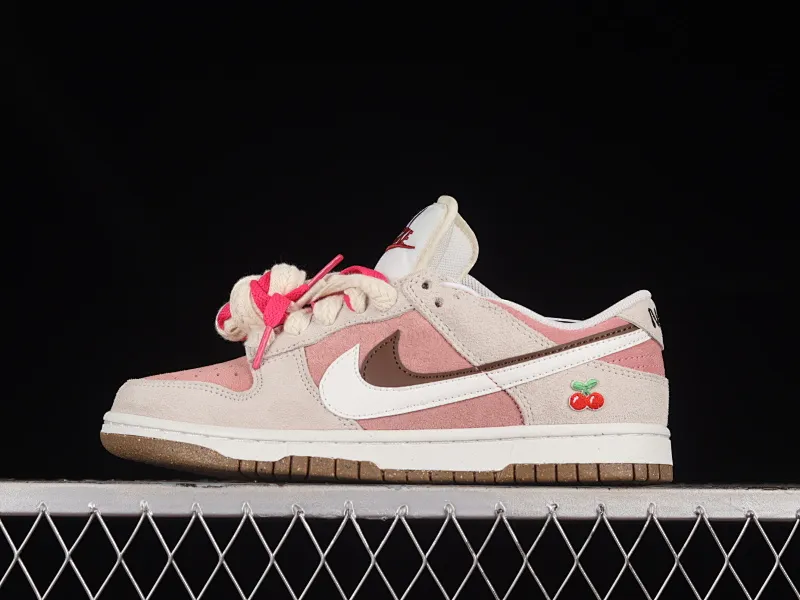 All categories Nk SB Dunk series Nk SB Dunk Low low-top sneakers Nk SB Dunk Low "85" cherry pink SB low-top sports and leisure sneakers DO9457-121